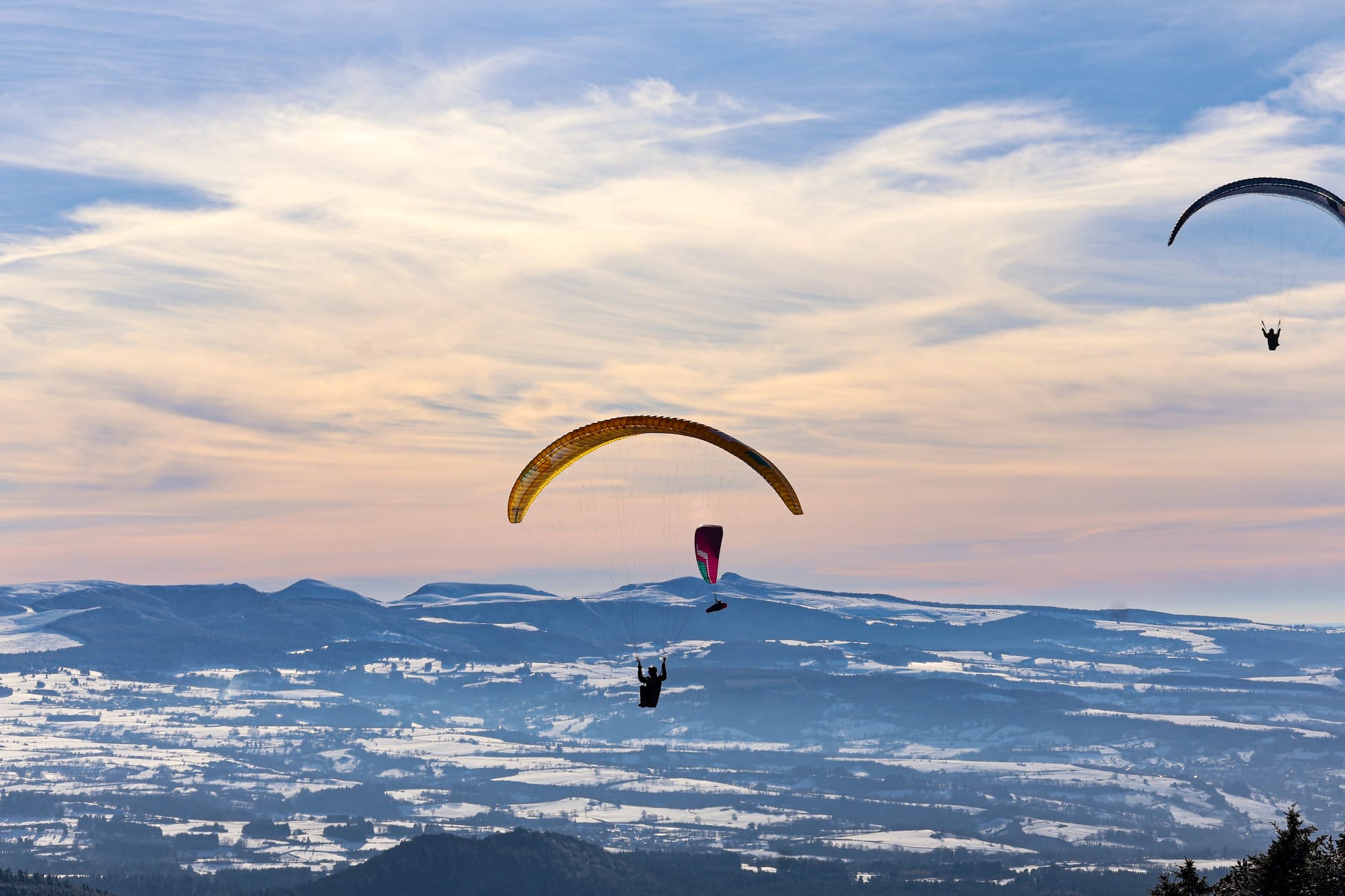 La neige a fait son apparition au Puy-de-Dôme !